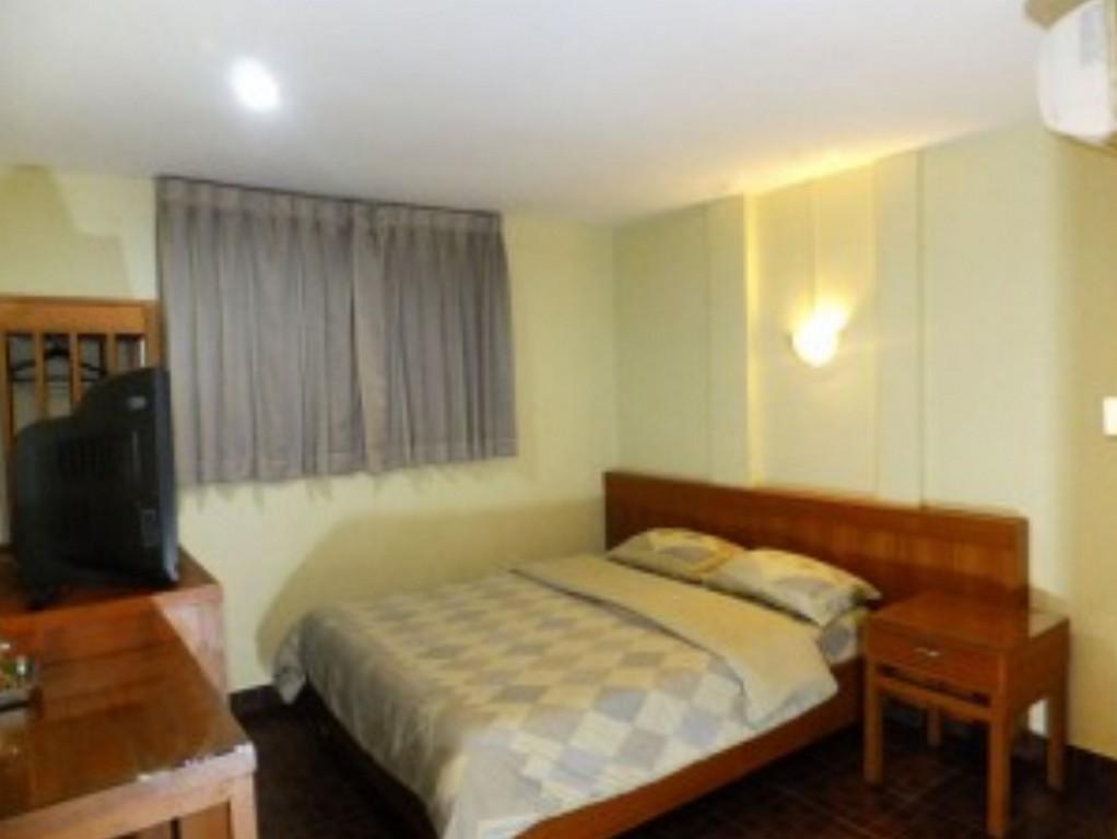 ออร์คิด เพลซ Hotel กรุงเทพมหานคร ภายนอก รูปภาพ